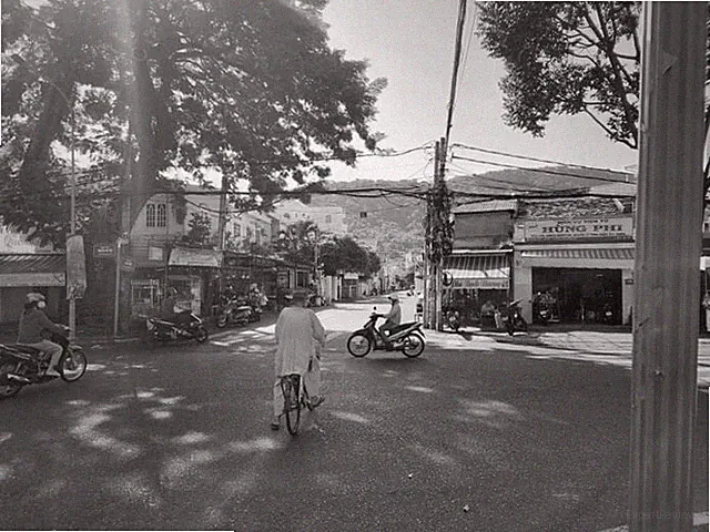 Old Man on Bicycle Vung Tau Beach City Vietnam Bike Picture Photo 8.5x11