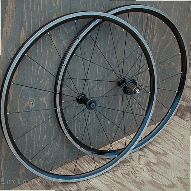 Vintage Hed. Ardennes 700c RoadBike WHEELS Clincher Rims 10s 11s Shimano Bicycle